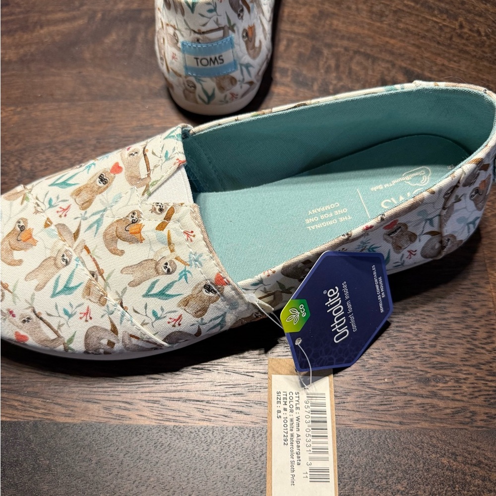 TOMS Women's Sloth Print Canvas Flats - Cream - Picture 2 of 5
